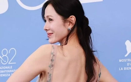 Nhan sắc tuổi 43 của Son Ye Jin dưới ống kính hung thần