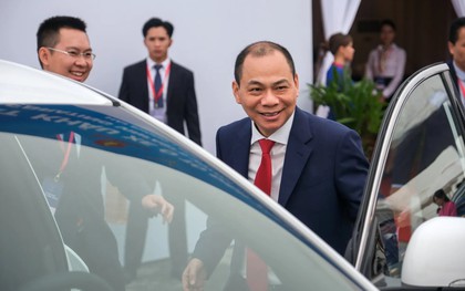 Vingroup của ông Phạm Nhật Vượng đang có lượng tiền nhiều chưa từng thấy: Tiền nhiều như núi là có thật!