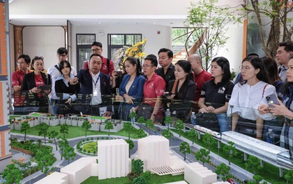 Sẵn sàng “rút hầu bao” với căn hộ, người mua đang toan tính gì giữa bối cảnh giá chung cư neo cao