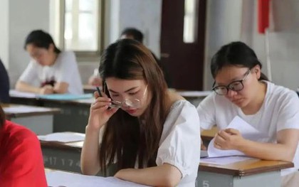 Nữ sinh học giỏi viết vội vàng để kịp nộp bài thi nhưng nhận về 0 điểm, buộc phải học lại kỳ sau, giảng viên thông báo: "Có dấu hiệu gian lận"