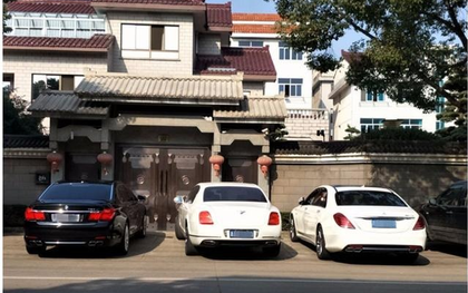 Đi họp lớp, tôi để chiếc BMW ở nhà, chọn đi xe bus: Về đến nhà, nhận được tin nhắn cả đời không thể quên