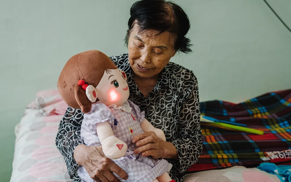 Đây mới là tác dụng kinh ngạc nhất của ChatGPT đối với cuộc đời chúng ta: "Giờ bà không còn muốn chết nữa"