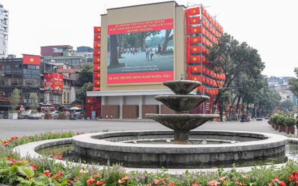 Diện mạo mới quảng trường Đông Kinh - Nghĩa Thục gây tranh cãi, đơn vị thiết kế nói gì?
