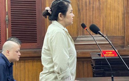 Bà chủ nhà thuốc Mỹ Châu ra toà phải có người dìu
