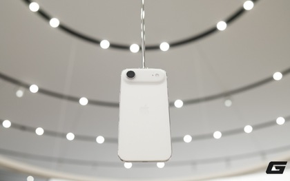 Cụm camera ngang: Google làm mấy năm không ai để ý, iPhone một đêm kéo cả làng "copy"?