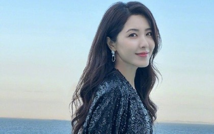 Con trai lớp 8 để lộ chuyện có bạn gái, người mẹ xử lý cao tay "không sách vở nào ghi"