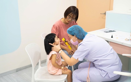 Lương bác sĩ được xếp bậc 2 ngay khi tuyển dụng, nâng phụ cấp nghề ít nhất 70%