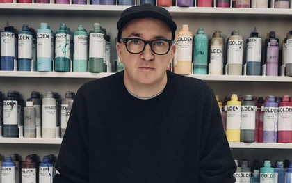 KAWS trở thành Nghệ sĩ Lưu trú đầu tiên của UNIQLO