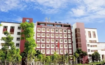Trưởng phòng tổ chức một trường đại học ở TPHCM bị tố đạo văn