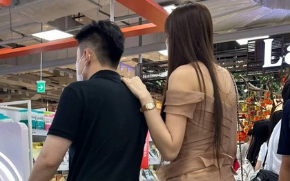 Nhìn 1 chi tiết trong bức ảnh bị chụp lén mới hiểu vì sao Đỗ Thị Hà được chọn làm dâu hào môn!