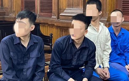 Dấu lặng bao phủ một phiên tòa