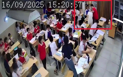 Bộ GD-ĐT lên tiếng vụ học sinh lớp 7 túm tóc, ấn đầu cô giáo