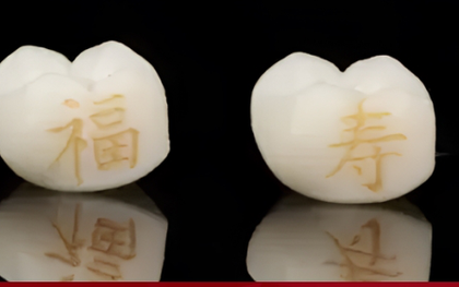 Độc lạ trào lưu xăm răng của giới trẻ Trung Quốc
