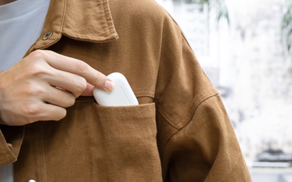 Trải nghiệm nhanh AirPods Pro 3 chính hãng vừa mở bán: Trên tai thoải mái, lần đầu có cảm biến đo nhịp tim