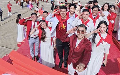 Tinh tú của thể thao Việt Nam hân hoan, tự hào giữa Quảng trường Ba Đình lịch sử ngày Đại lễ 2/9