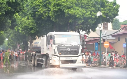 Thần tốc thu gom hơn 1.600 tấn rác phát sinh sau lễ diễu binh A80