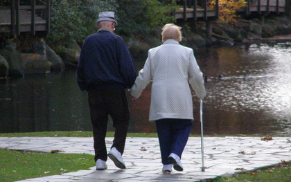 Con trai 40 tuổi vẫn ăn bám, than trợ cấp 17 triệu/tháng không đủ sống rồi buông 1 câu khiến cha mẹ sốc toàn tập