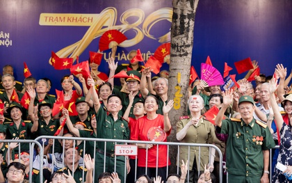 Lụy concert A80 với những hình ảnh ấm áp tại trạm khách A80: Tự hào Việt Nam