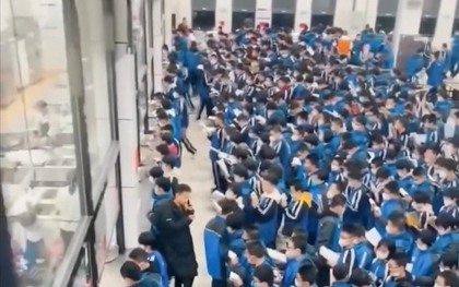 Soi video 1 căn tin trường học, nhiều người phát hiện chi tiết gây choáng váng: Nhìn mà thấy mệt mỏi!