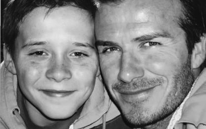 Đêm Giao thừa, David Beckham nghẹn ngào nhắn nhủ con trai cả đang xa cách: "Bố yêu con. Con là cả cuộc đời của bố!"