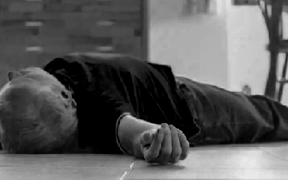 Nam thanh niên đột tử trên bàn ăn vì sai lầm thường gặp khi ăn lẩu trong thời tiết lạnh