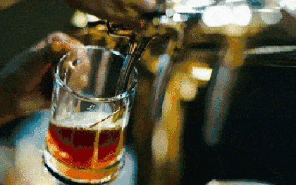 Vì sao bia có vị đắng nhưng vẫn khiến hàng triệu người "ghiền" đến vậy?