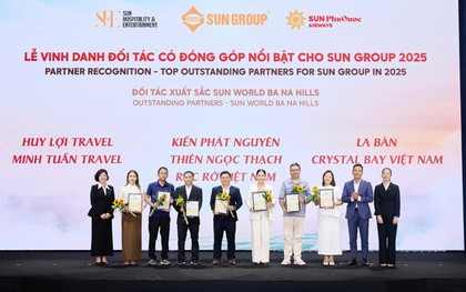 Ngọc Thạch Travel được Sun Group vinh danh "Đối tác xuất sắc 2025 tại Sun World Bà Nà Hills"