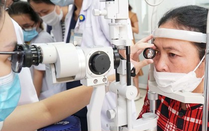 Glôcôm - "kẻ cắp thị lực" thầm lặng trong mùa lạnh