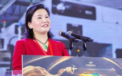 Từ bảo vệ công trường đến nữ tỷ phú tự thân giàu bậc nhất thế giới: Hành trình đánh bại nghịch cảnh để chạm đến 16 tỷ USD