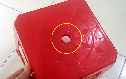 Vì sao trên mặt ghế nhựa lại thường có một lỗ tròn? Không đơn giản như nhiều người nghĩ