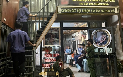 Bắt quả tang bà chủ quán cà phê Đào Thị Anh làm điều phi pháp