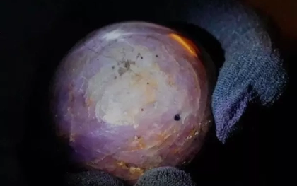 Công bố viên sapphire sao tím quý hiếm lớn chưa từng thấy