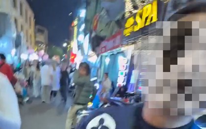 Xử phạt người chèo kéo du khách nước ngoài sử dụng ma túy ở phố cổ Hà Nội