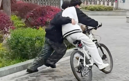 Phát hiện nhiều người dân quốc gia này bỏ 3-6 triệu đồng chỉ để học lái xe… đạp