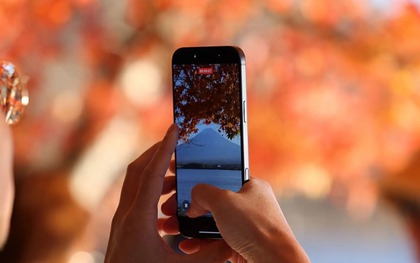 "Động đất" ngay trong túi quần: Công nghệ này có thể giúp smartphone nhanh gấp bội, cho 5G "hít khói"