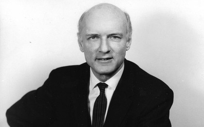 Năm 1960, một nhà vật lý dự báo thế giới sẽ đi đến hồi kết vào năm 2026