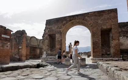 Bí ẩn thư tình trên bức tường cổ bị chôn vùi nhiều thế kỷ