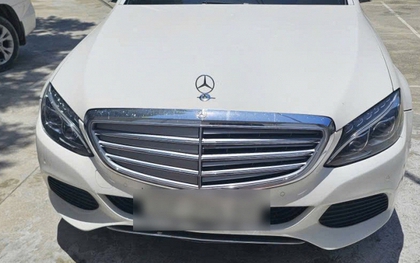 Vụ Mercedes bị "bỏ rơi" ở gara gần 2 năm: Tiết lộ số tiền sửa chữa, gửi xe mỗi tháng