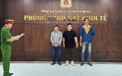 Nhân viên Trung tâm hỏa táng Bình Hưng Hòa nâng giá hũ cốt để trục lợi từ người đã khuất, chiếm đoạt 600 triệu đồng