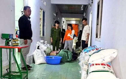 Mua phụ gia thực phẩm từ Trung Quốc rồi 'hô biến' thành hạt nêm Knorr, A-One