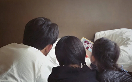 Cuộc sống 20 năm sau của 2 gia đình "sinh con gái đầu lòng" và "sinh con trai đầu lòng" gây ngỡ ngàng: Đúng là hơn nhau ở tư duy!