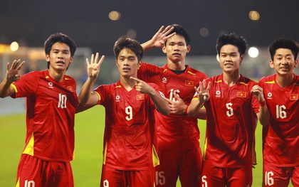 Ảnh: Quốc Việt sút tung lưới U23 Hàn Quốc, U23 Việt Nam ăn mừng cực cảm xúc động viên Hiểu Minh