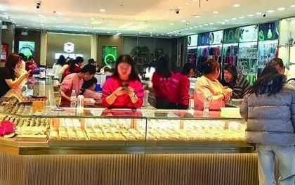 Chi 2,4 tỷ mua vàng, sau 15 năm có 6,3 tỷ đồng, người đàn ông thừa nhận: “Tôi lãi đậm 159% nhưng bất an, mất ăn mất ngủ”