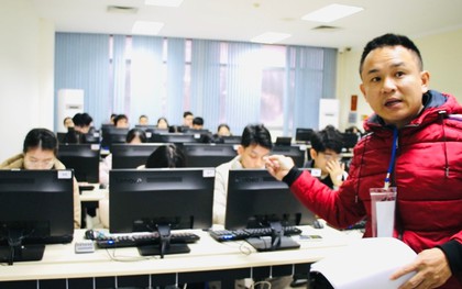 17.000 thí sinh nhập cuộc đua sớm, check-in tự động 10 giây thi đánh giá tư duy