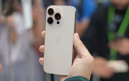 iPhone 16 Pro Max giảm giá mạnh đầu năm 2026