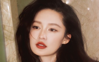 Bốn nữ diễn viên bị ngăn đóng phim