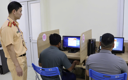 THÔNG BÁO: Người dân mang ngay giấy phép lái xe tới Phòng Cảnh sát Giao thông để làm một việc!
