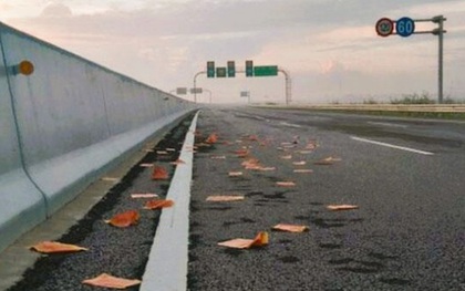 Thanh Hóa cấm rải vàng mã trên đường đưa tang