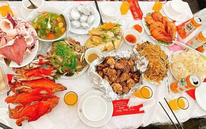 Bắt chước trào lưu mời người lạ đến ăn cỗ, cô gái trẻ nhận cái kết ê chề, tài khoản mất số tiền lớn