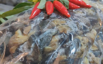 Triệt phá 'xưởng' dùng hoá chất ngâm 3 tấn thịt ốc bán ra thị trường: Natri silicate độc hại thế nào?